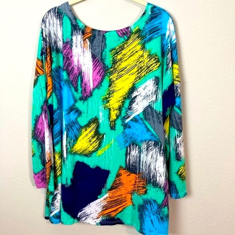 La RopasUSA Slinky Stretch Knit Abstract Paint Print Square Hem Blouse Large Top